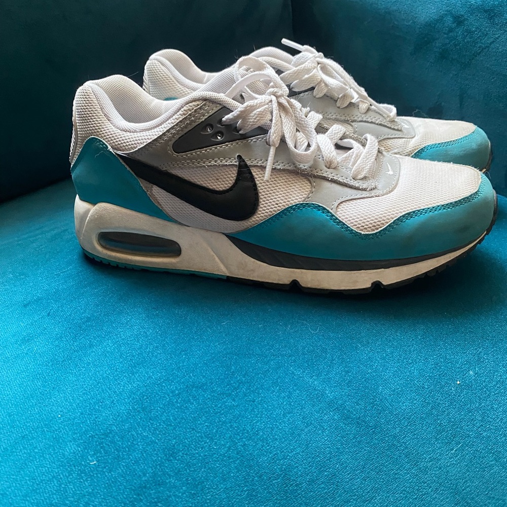 Classic Nike airs!! Teal and white slightly used